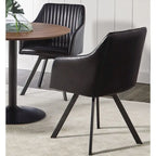 Chaise de salle à manger pivotante en similicuir noir au design rétro avec piètement en métal